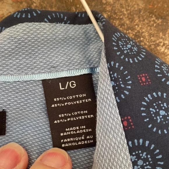 Axist Navy Blue Geometric Medallion Button Down Shirt - Picture 3 of 9